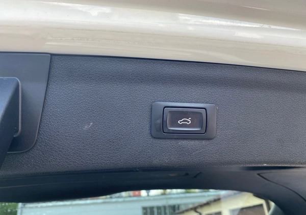 Audi Q3 cena 62000 przebieg: 230000, rok produkcji 2015 z Sosnowiec małe 79